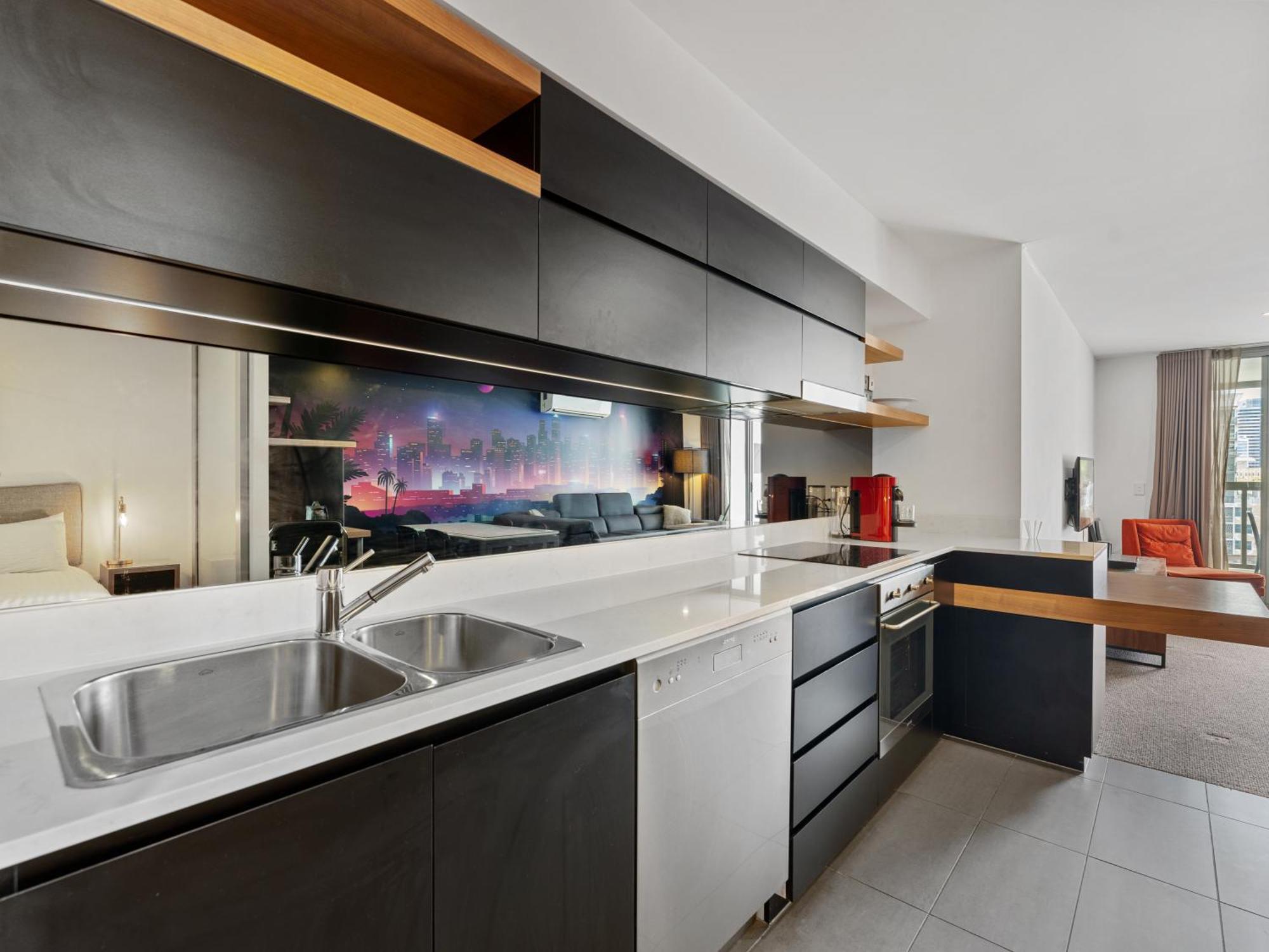 Discover Urban Bliss In Our 1-Bedroom King Bed Apartment! City Views And Cultural Gems Brisbane Kültér fotó